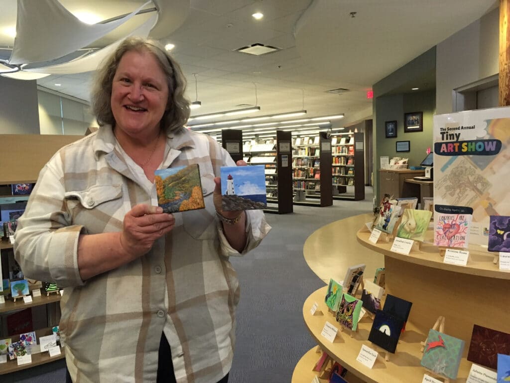 tiny art show display
