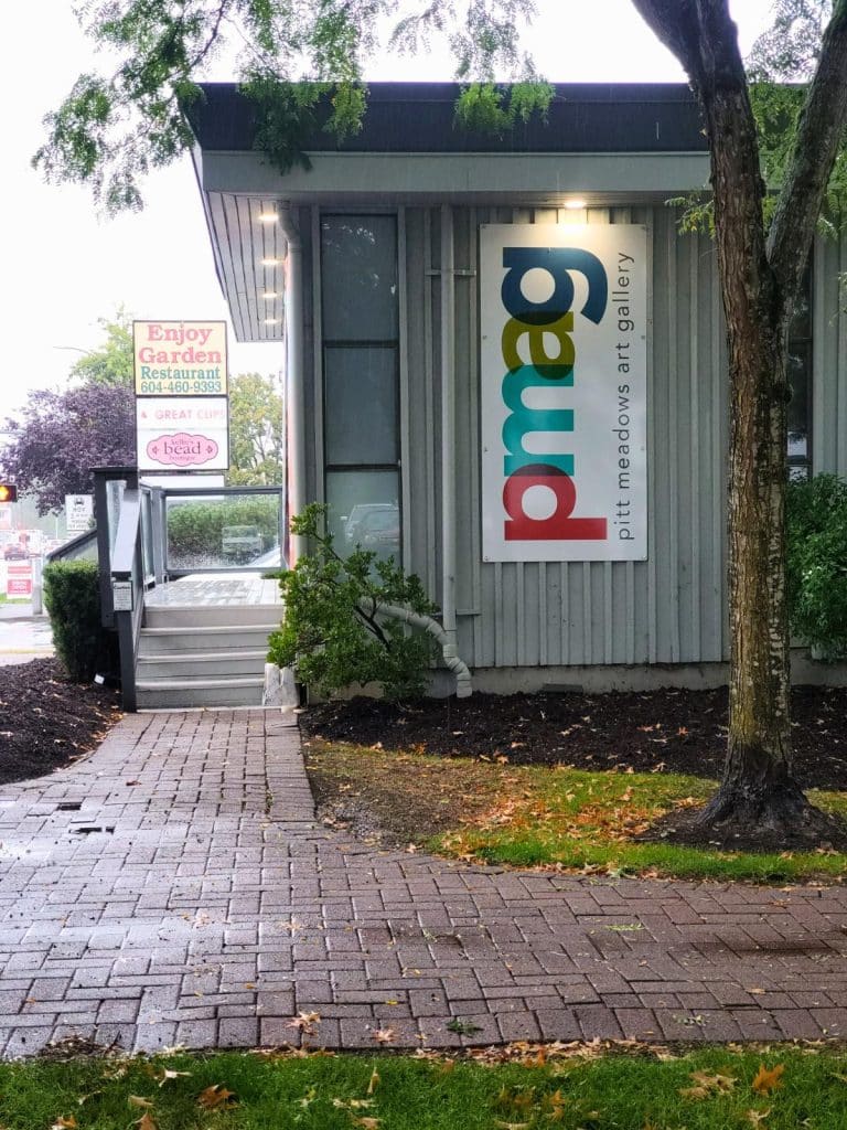 Photo of art gallery