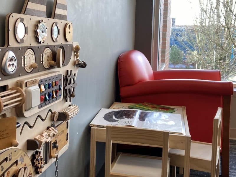 library-closure-fight